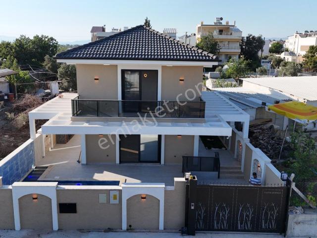 Didim Hisar Mahallesinde 4+1 Tam Müstakil Akıllı Sistem Satılık Lüks Villa