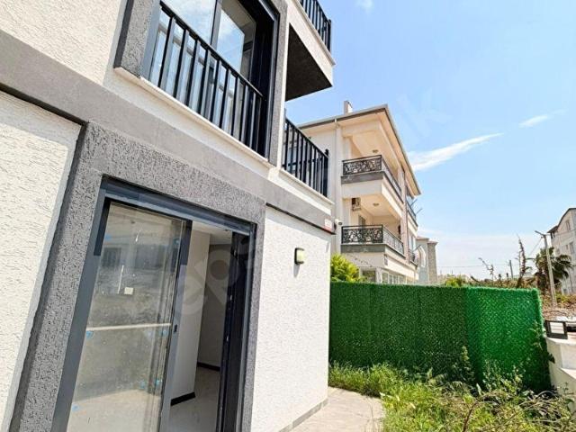 Didim Hisar Mahallesinde Acil Satılık Deniz Manzaralı Kelepir Fiyata 3+1 Villa