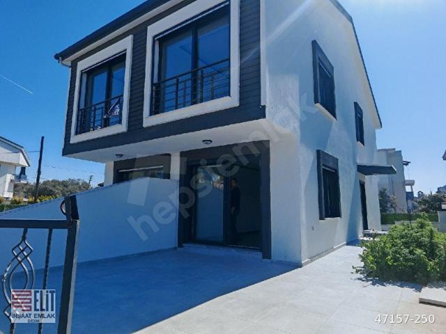 Didim Hisar mahallesinde bahçeli 2+1 Villa.