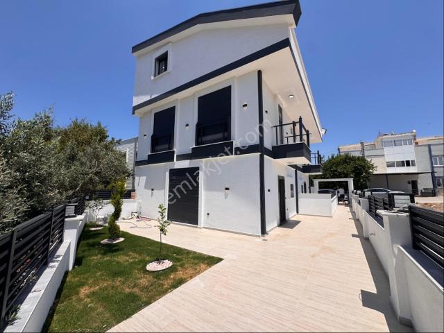 Didim Hisar Mahallesinde Daire Fiyatına Satılık Fırsat Villa