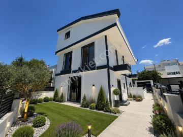 Didim Hisar Mh 2 Adet Tripleks 3+1 Villa Açıklama Okuyun
