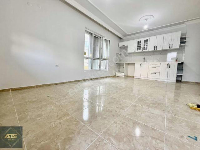 Didim Merkez Çarşıda 1+1