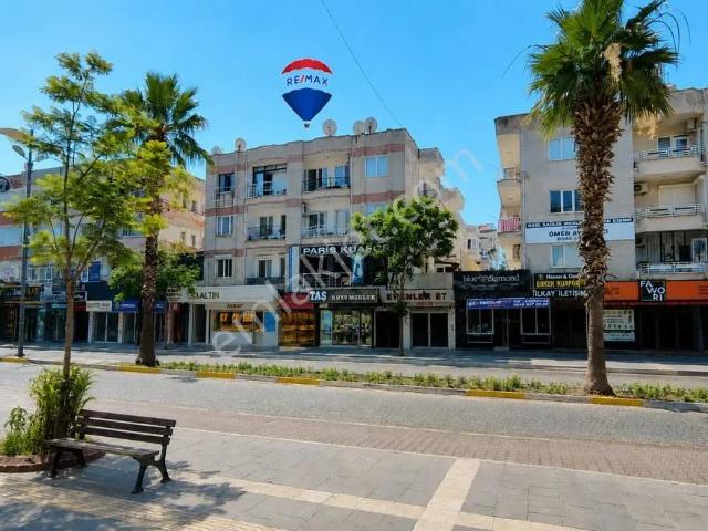 Didim Merkezde, Çarşı İçerisinde Bakımlı 2+1 Daire