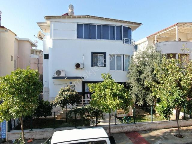 Didim Merkezde Satılık 4+1 Tripleks Villa Acil Şok Fiyata Düştü Denize Yakın