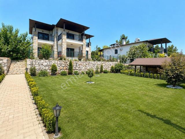 Didim Seyrantepe'de 4 + 1 Tam Müstakil Villa