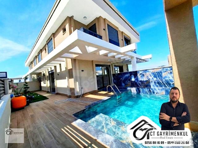 Didim'de Satılık 3+1 Sıfır, Havuzlu, Otoparklı Ön Cephe Ultra Lüks Müstakil Villa !