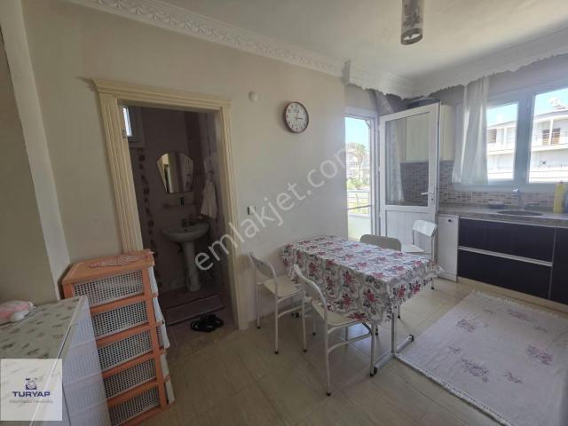 Didim'de Satılık 5+1 Ayrı Mutfaklı, Deniz Manzaralı Geniş Daire