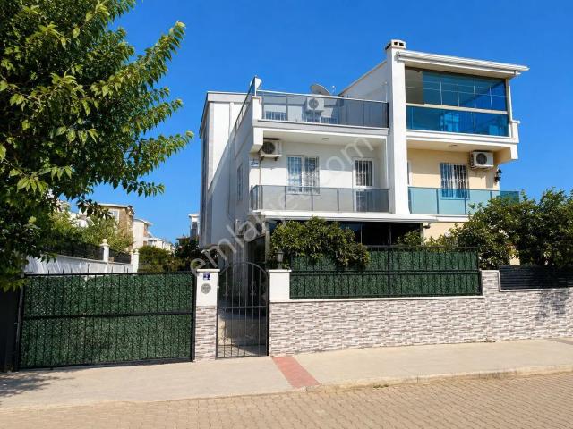 Didim'de Satılık Önü Açık Havuzlu Eşyalı Villa