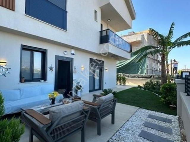 Didimde Satilik Site İçi 3+1 Havuzlu Villa