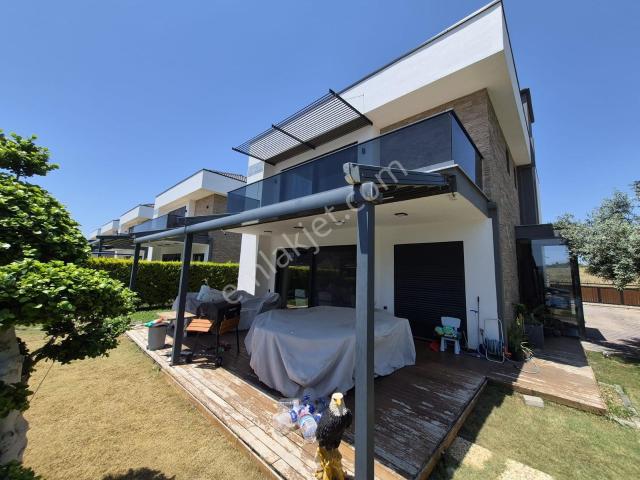 Didim'in En Prestijli Bölgesinde Denize Yakın Özel Dizayn Villa