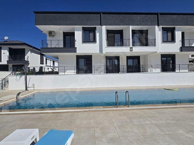 Didim'in gözde bölgesinde havuzlu site içinde lüks 3+1 ferah geniş dubleks daire