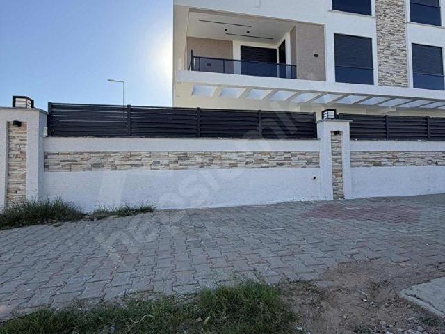 Didim'in gözdesi efeler mahallesinde ultra lüx havuzlu villa