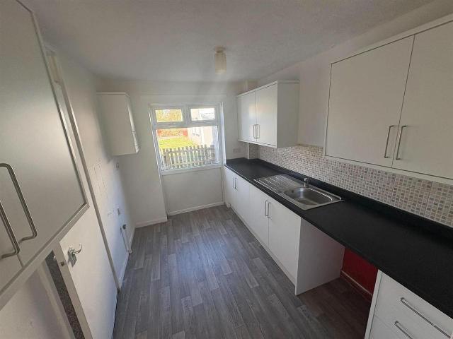 Didscourt, Hull HU6, 2 bed terraced house to rent, £600 pcm | PrimeLocation