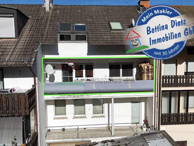 DIETZ: 4 Zimmer Eigentumswohnung im 1.Obergeschoss in Mespelbrunn Hessenthal Naturlage!