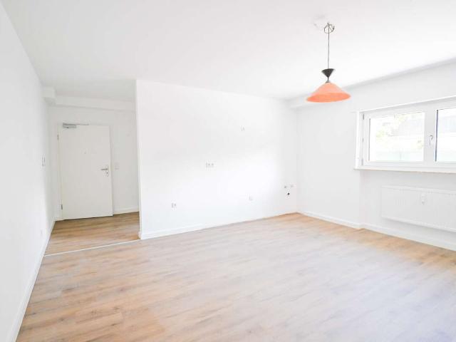 DIETZ: Souterrainwohnung im energetisch sanierten 7 Familienhaus Nähe Godelsberg und Waldrand!