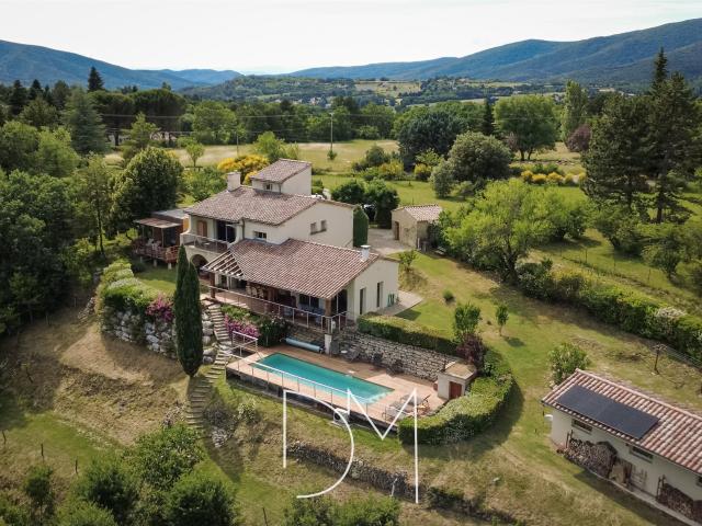 Dieulefit 'La maison suspendue' Au coeur de la nature, bel. 190m² Dieulefit