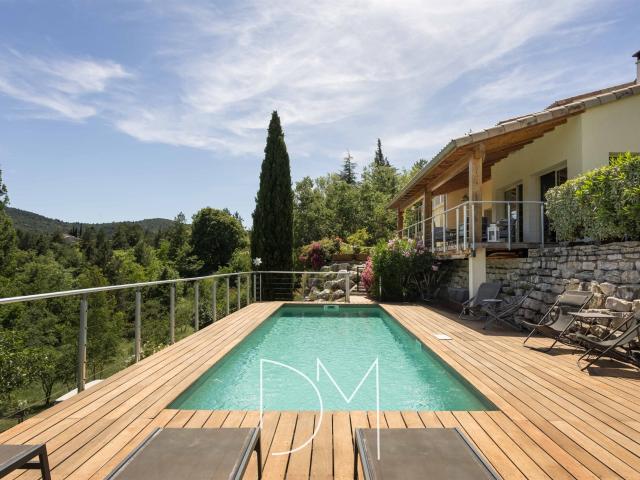 Dieulefit 'La maison suspendue' Au coeur de la nature, bel. 190m² Dieulefit