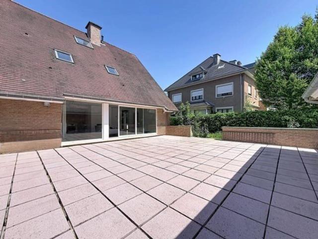 Dieweg: 3 bedroom house with terraces!