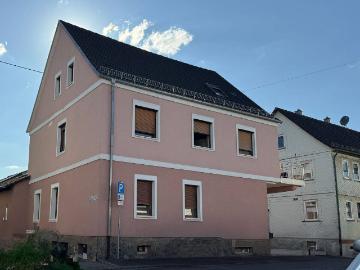 DIE GELEGENHEIT FÜR IHRE ALTERSVORSORGE TOP 7 FAMILIENHAUS GUT VERMIETET ODER UMWANDLUNG IN EIGENTUMSWOHNUNGEN