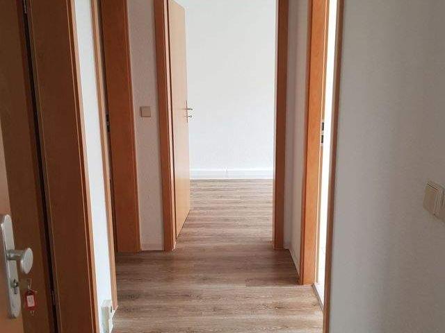 die gute adresse! 3 r wohnung mit tageslichtbad & balkon!