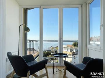 Die Elbe immer im Blick! 4,5 Zi. Whg. mit gr. Terrasse und 2 Balkonen in Hamburg Blankenese