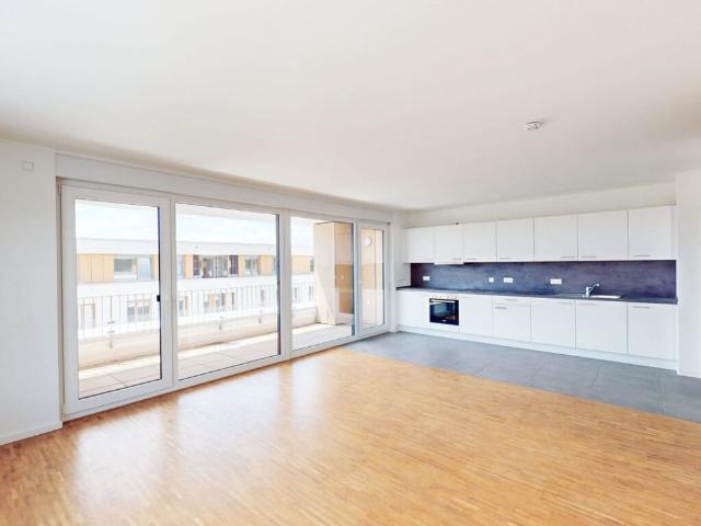 Die Klassische: 4 Zimmer, EBK und eine Loggia in Südostausrichtung