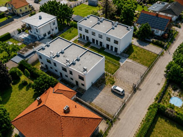 Die letzte Einheit verfügbar Schlüsselfertiges Reihenhaus auf Eigengrund statt einer Wohnung
