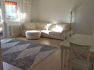 die möblierte 4 Zimmer Wohnung mit Parkplatz in Tiefgarage