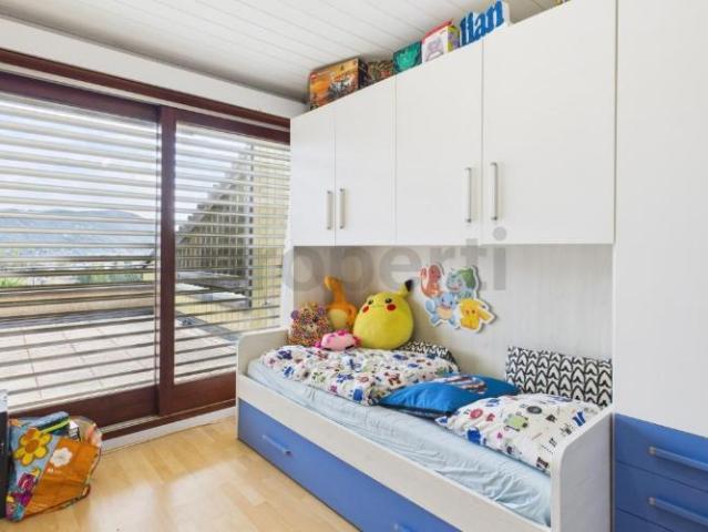 Die perfekte Familienresidenz: Raum, Licht und Panorama Seeblick