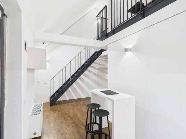 DIE ZIMMEREI | All inclusive Miete: Maisonette Wohnung mit Balkon ideal für Young Pros | XL Bude