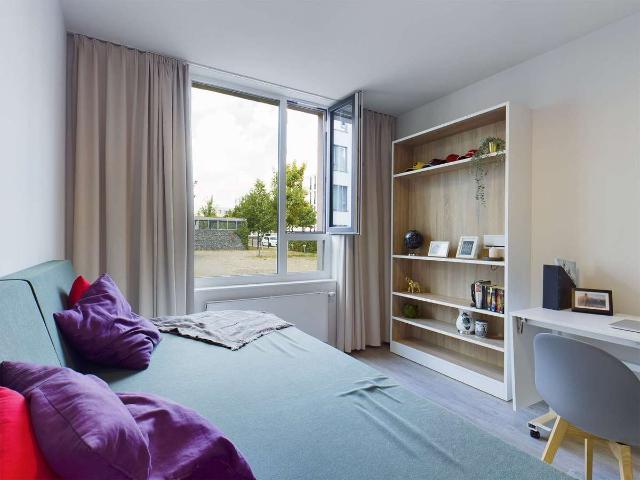 DIE ZIMMEREI | Moderne & möblierte all inclusive 2 Zimmer Wohnung: fußläufig zur FH | Maxi Bude