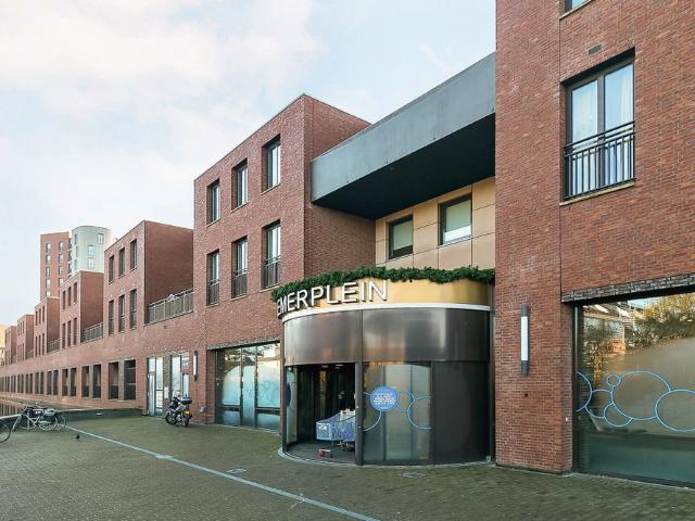 Diemerplein, 75, Diemen