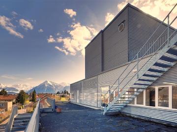 Dienstleistung/Produktion mit Aussicht auf Schloss Thun / KEIN FITNESSCENTER