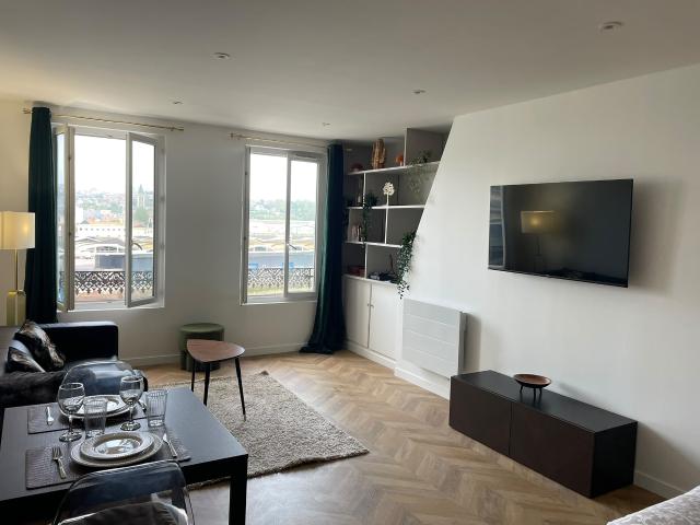 DIEPPE CENTRE VILLE VUE PORT DE PECHE APPARTEMENT 40M2 ENTIEREMENT RENOVE