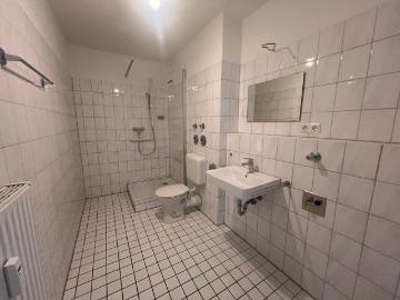 Diese 2 Raum Wohnung wurde für Sie renoviert!