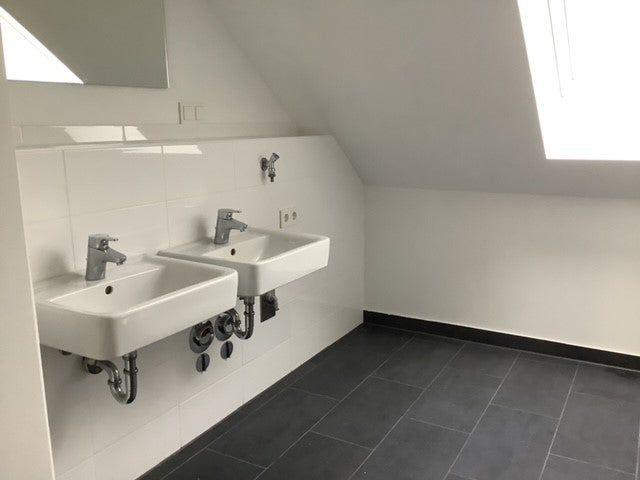 Diese top ausgebaute Dachtraumwohnung wartet auf Sie!