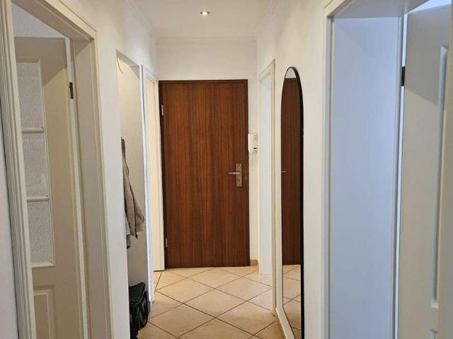 Diese gemütliche 3 Zimmer Wohnung liegt zentral in Lübeck nahe der Autobahn