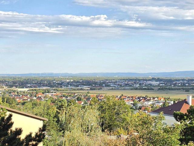 DIESER AUSBLICK! Modern wohnen über den Dächern von Bad Vöslau