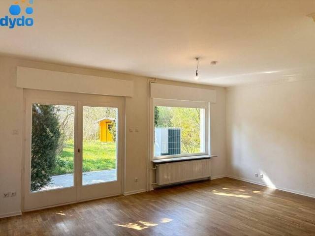 Dieses wunderschöne Reihenendhaus wartet auf Sie + EBK + großer Keller mit eigenem Hobbyraum