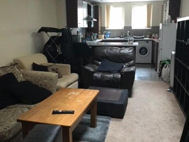 Digbeth High Street, Birmingham, B5 6DT 3 bed apartment to rent £1,350 pcm £312 pw