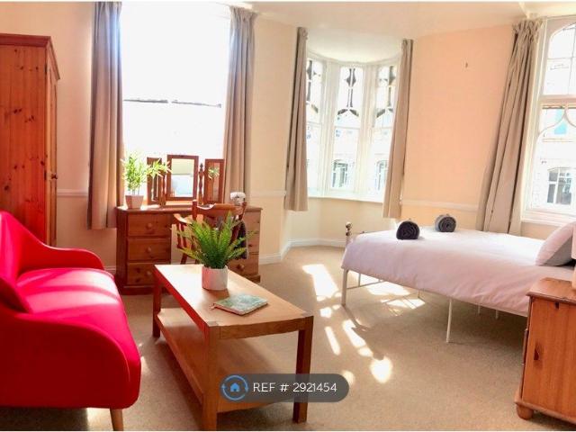 Digby Chambers, Bournemouth BH1, 3 bed shared accommodation to rent, £1,900 pcm | PrimeLocation