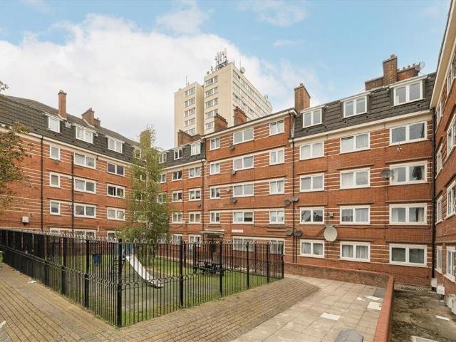 Digby Street, London E2 3 bed flat to rent £3,150 pcm £727 pw