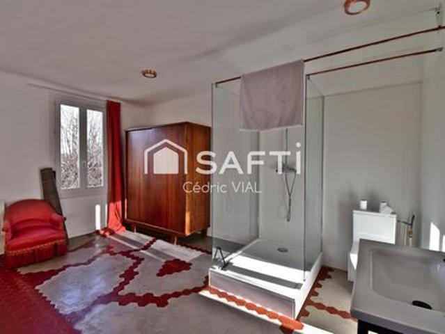 Digne, Villa rénovée 136m² 4 chambres Jardin 840m²