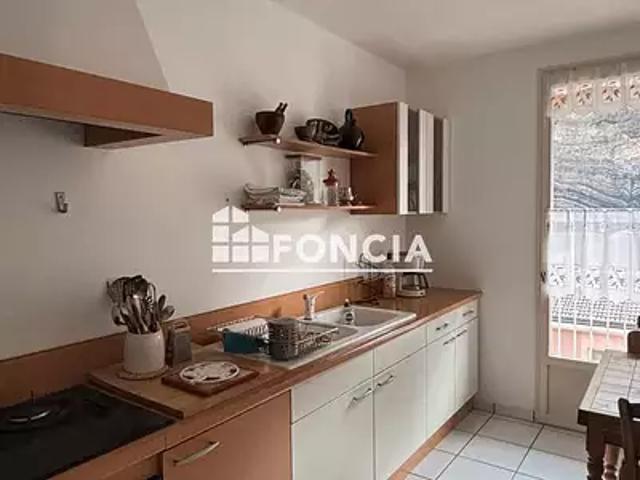 Digne les Bains 04000 Achat / Vente appartement 3 pièces t3 au dernier étage terrasse