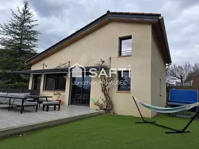 Digne les Bains 04000 Achat / Vente maison 6 pièces t6 terrasse parking