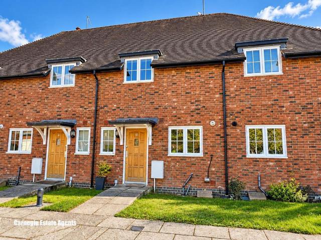 Digswell Lodge, Welwyn Garden City AL8 3 bed house to rent £2,350 pcm £542 pw