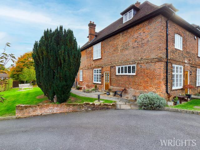 Digswell Rise, Welwyn Garden City AL8, 2 bed cottage to rent, £1,900 pcm | PrimeLocation