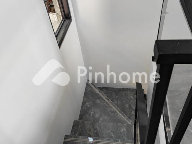 Dijual Rumah 2 Lantai Murah di Jalan Leuwinanggung Tapos Depok Rp 14 Juta/m² | Pinhome