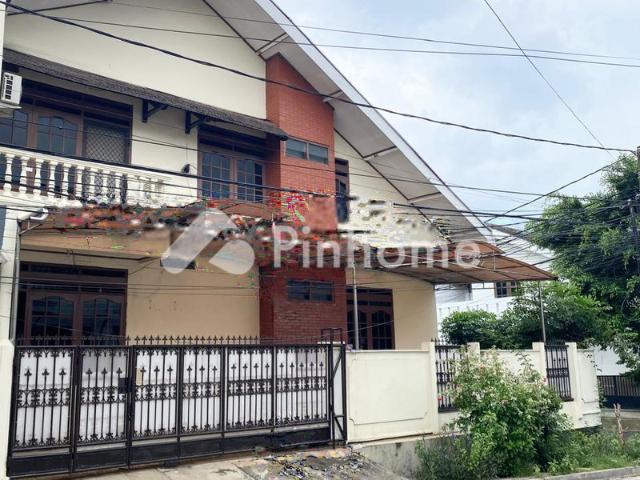 Dijual Rumah 2 Lt di Hook, Lokasi Dekat Jalan Raya di Kavling DKI, Pondok Kelapa Rp 14,35 Juta/m² | Pinhome