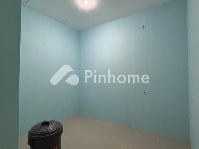 Dijual Rumah 2lantai Northwest 900jutaan Bisa KPR Row 12meter di Northwest Lake Rp 17,41 Juta/m² | Pinhome